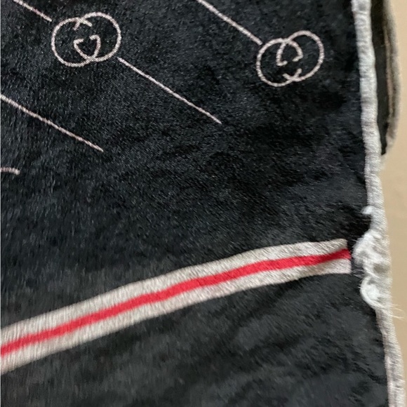Authentic Gucci Wrap / Scarf  Navy Blue - Picture 4 of 6